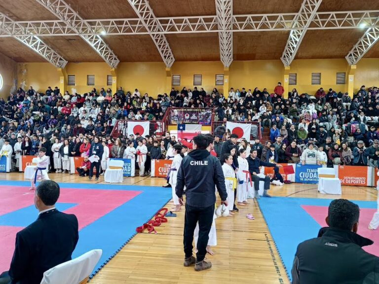 Gran participación de nuestra Escuela Muncipal de Karate Do