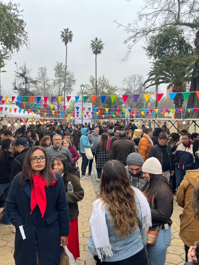 Vinos de Quillón brillaron en Fiesta del Vino en Plaza Ñuñoa