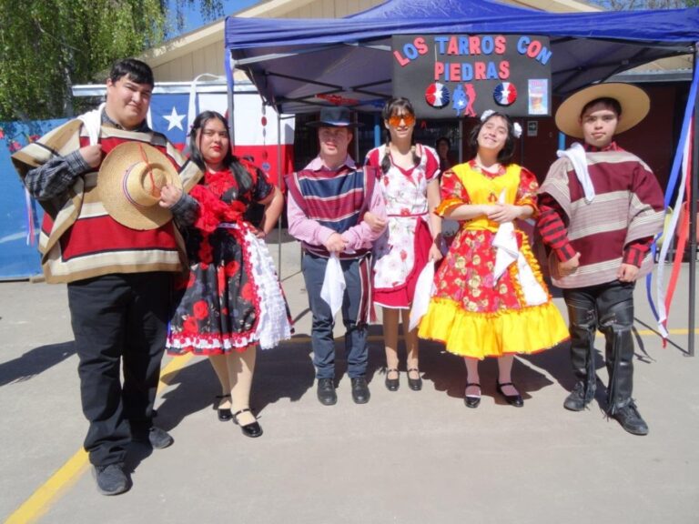 Escuelas de Quillón celebran el cierre de actividades con folclor y tradiciones