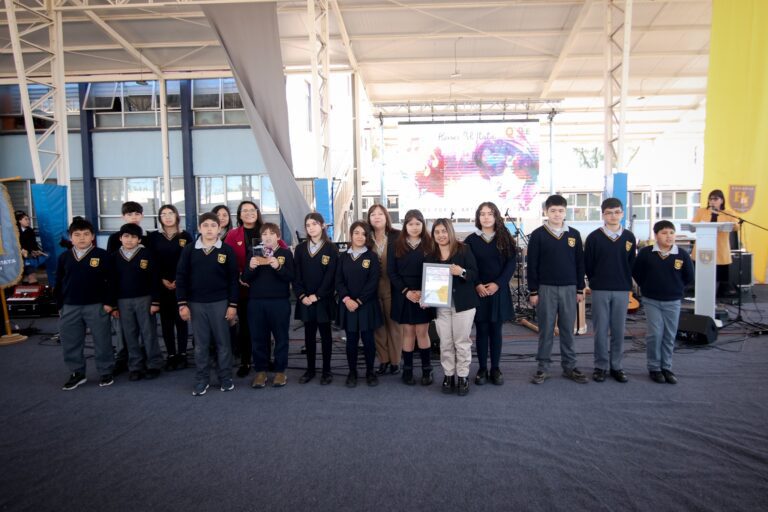 Celebramos el legado de Violeta Parra en la Escuela Héroes del Itata
