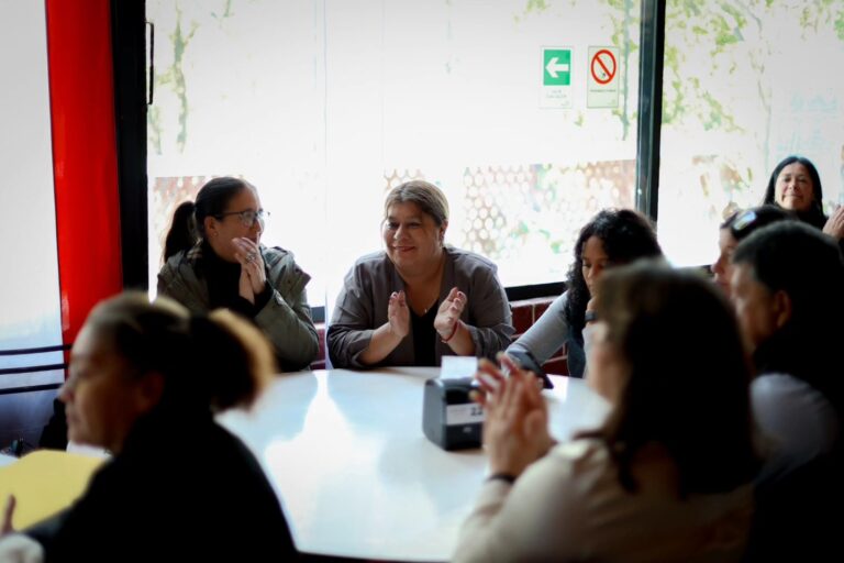 Encuentro comunal del programa Mujeres Jefas de Hogar 2025