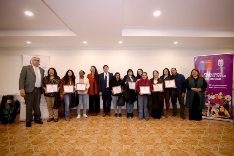 MUJERES DE QUILLÓN SON CERTIFICADAS EN PROGRAMA “MUJER TRABAJADORA Y JEFA DE HOGAR”