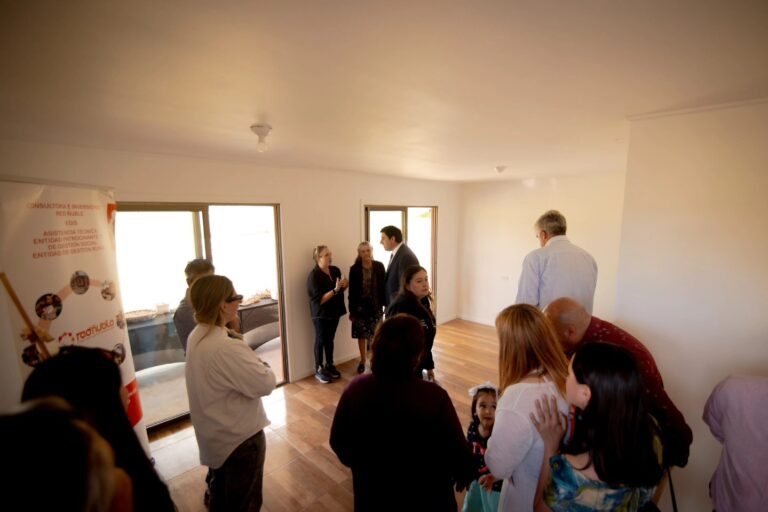 PRIMERA VIVIENDA DEL COMITÉ “MIRANDO AL FUTURO” RECIBE SU RESOLUCIÓN EN QUILLÓN
