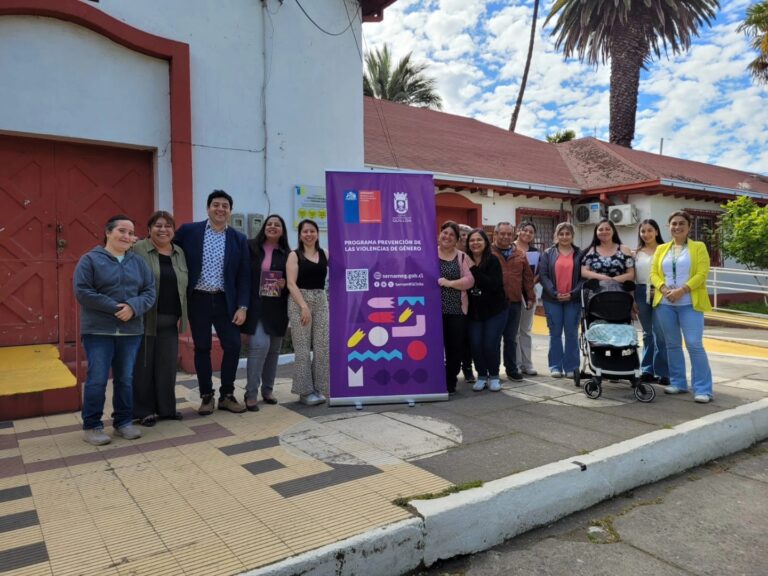 ALCALDE DE QUILLÓN SE REÚNE CON EQUIPO DEL PROGRAMA DE PREVENCIÓN DE LAS VIOLENCIAS DE GÉNERO