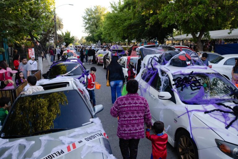 Tarde encantada reunió a centenares de familias en la plaza cívica de Quillón
