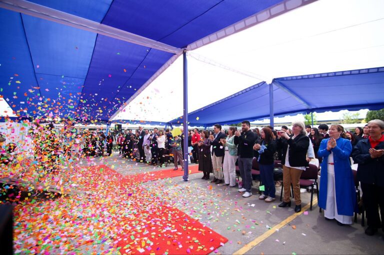 LICEO LUIS CRUZ MARTÍNEZ CELEBRÓ 50 AÑOS DE HISTORIA Y EXCELENCIA EDUCATIVA