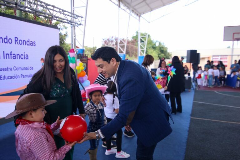 QUILLÓN CELEBRA EL DÍA DE LA EDUCACIÓN PARVULARIA