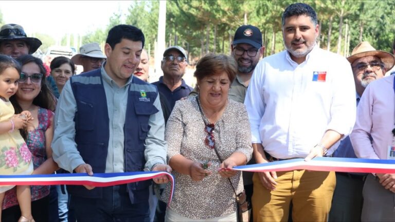 Inauguramos el nuevo puente la canoa en el Culbén