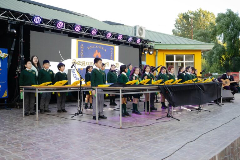 PRIMERA GALA MUSICAL DE LA ESCUELA AMANDA CHÁVEZ NAVARRETE BRILLA CON TALENTO Y EMOCIÓN
