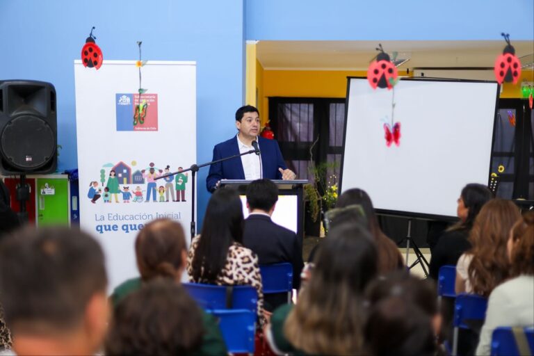 La educación parvularia de Quillón brilla: jardín infantil y sala cuna Rayito de Amor recibe reconocimiento FIEP 2025
