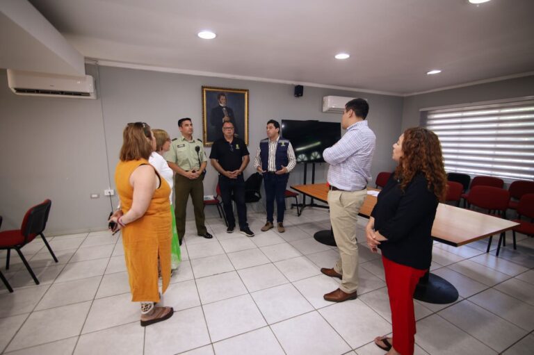 HITO DE SEGURIDAD EN QUILLÓN: FIRMA DEL PLAN ESTRATÉGICO “COMERCIO SEGURO”