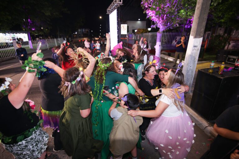 ¡PRIMER CARNAVAL DE LA EDUCACIÓN MUNICIPAL EN QUILLÓN!