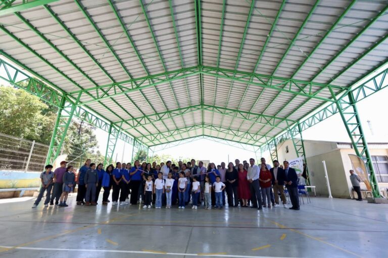 INAUGURAMOS EL NUEVO PATIO TECHADO EN LA ESCUELA PUERTOS FRUTALES DE COYANCO