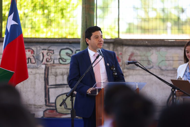 ESCUELA LAGUNA AVENDAÑO REALIZÓ LICENCIATURA DE 8° BÁSICO