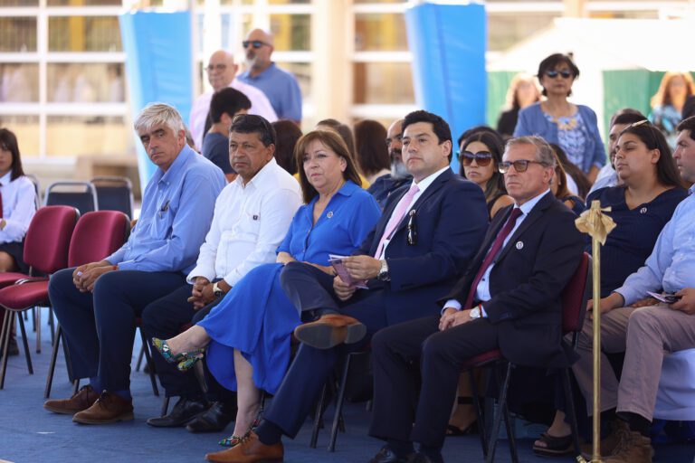 ESCUELA LAGUNA AVENDAÑO REALIZÓ LICENCIATURA DE 8° BÁSICO