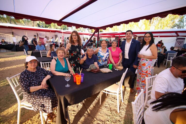 ¡EL CONCURSO DEL VINO QUILLÓN 2026 CONTINÚA Y ESTO FUE SOLO EL PRIMER DÍA!