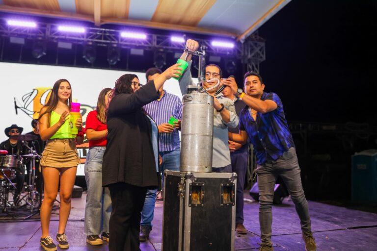 ASÍ FUE EL PINCHAZO OFICIAL DE LA FIESTA DE LA CERVEZA QUILLÓN 2026