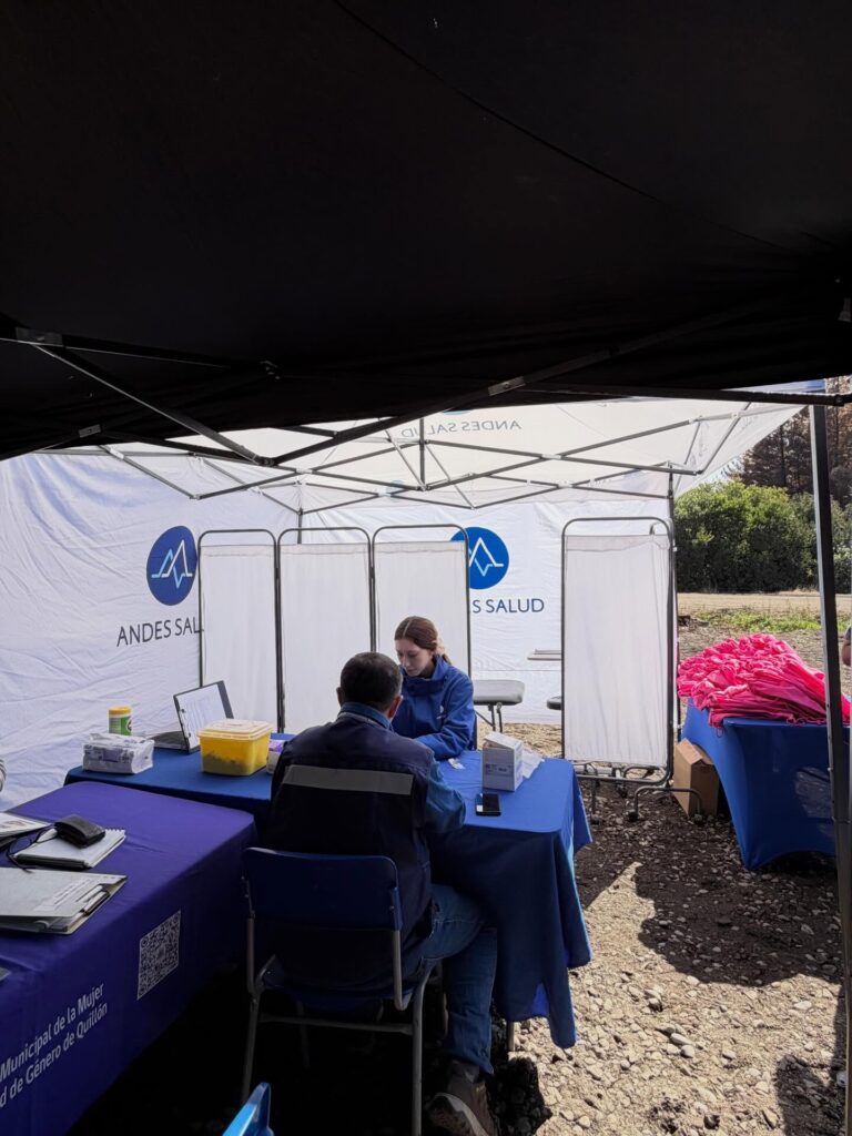 FERIA PROGRAMÁTICA ACERCÓ SERVICIOS A MUJERES DAMNIFICADAS DE ÑUBLE
