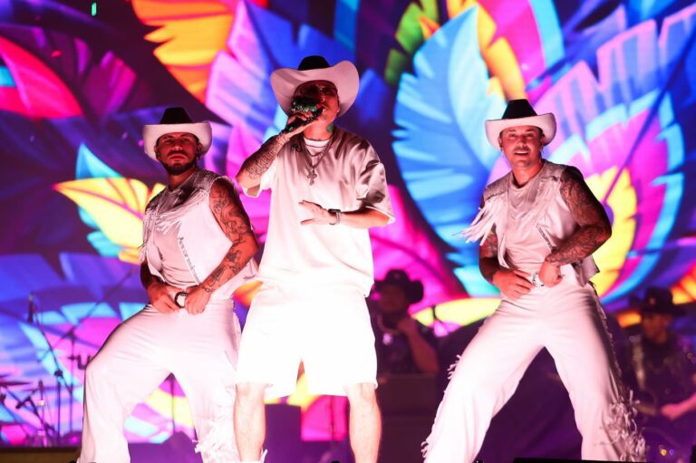 LA CUMBIA RANCHERA URBANA SE TOMA QUILLÓN FEST