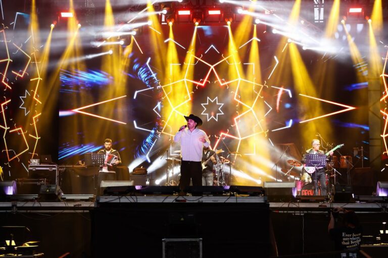 TODA LA MÚSICA SE SIENTE EN QUILLÓN FEST