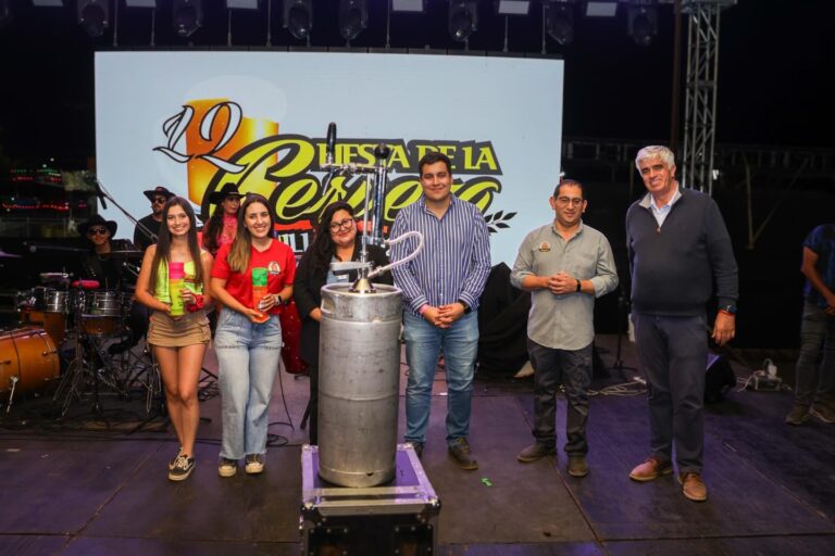 ASÍ FUE EL PINCHAZO OFICIAL DE LA FIESTA DE LA CERVEZA QUILLÓN 2026