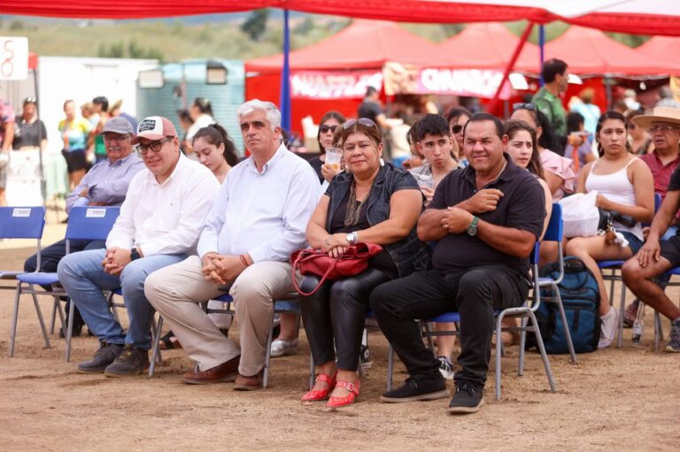 QUILLÓN VIVE UNA NUEVA VERSIÓN DE LA FIESTA DEL TOMATE
