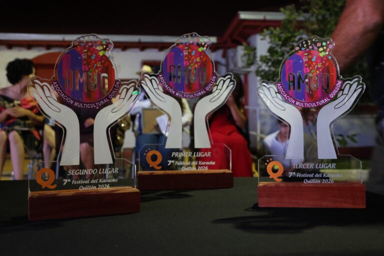 Con gran entusiasmo vivimos la Gran Final del 7° Festival de Karaoke AMUQ Quillón