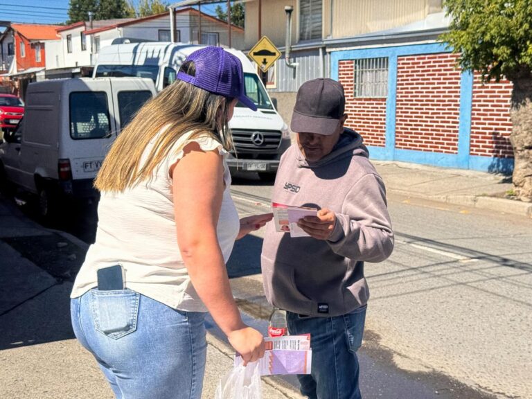 ÚLTIMA JORNADA DE “RENUEVA MUJER” SE DESARROLLA EN POBLACIÓN EDUARDO FREI