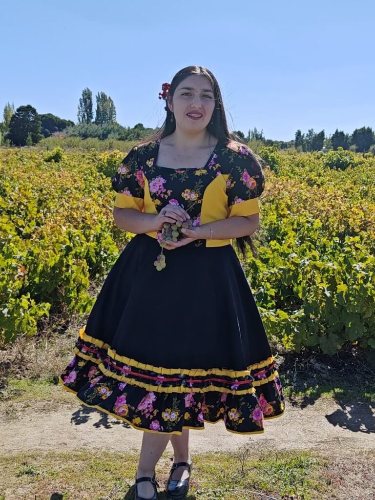 KATHERINE GONZÁLEZ VÁSQUEZ, CANDIDATA REINA DE LA VENDIMIA QUILLÓN 2026