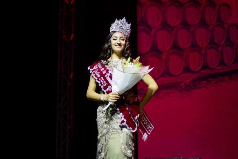 REINA DE LA FIESTA DE LA VENDIMIA QUILLÓN 2026