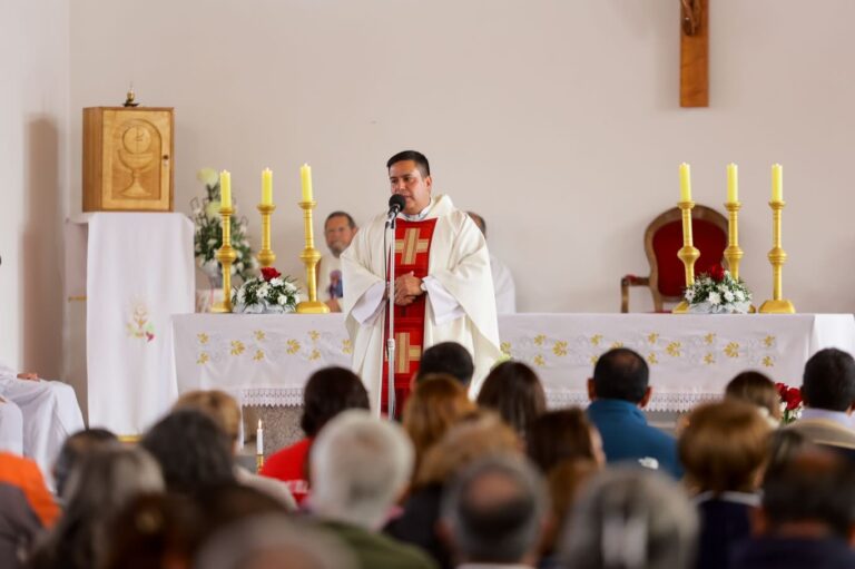 MISA DE LA VENDIMIA REUNIÓ TRADICIÓN Y COMUNIDAD EN FIESTA DE LA VENDIMIA QUILLÓN 2026