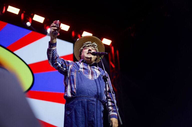 En el tercer día de la Fiesta de la Vendimia Quillón 2026, el Huaso Filomeno fue parte de la programación
