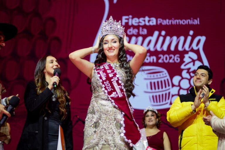REINA DE LA FIESTA DE LA VENDIMIA QUILLÓN 2026