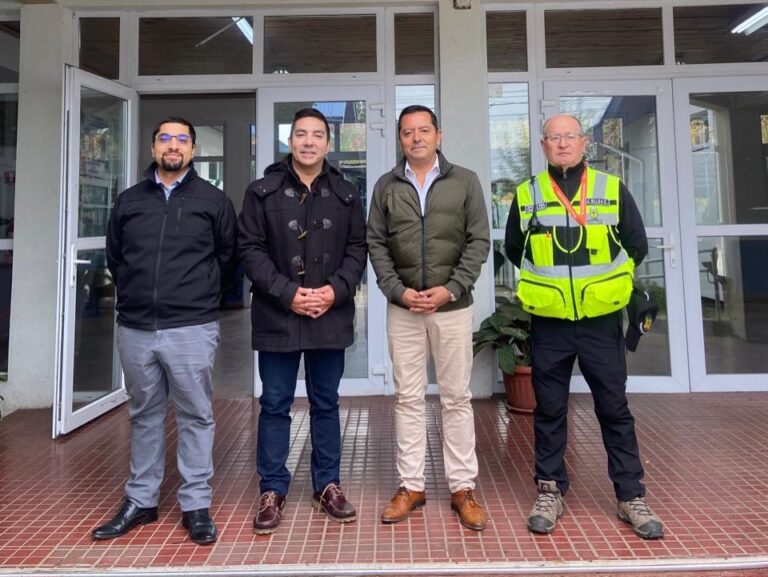 MUNICIPALIDAD DE QUILLÓN REFUERZA SEGURIDAD EN ESTABLECIMIENTOS EDUCACIONALES