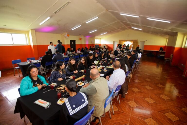 NOS REUNIMOS CON NUESTRAS JUVENTUDES EN UNA NUEVA VERSIÓN DE “JÓVENES POR SU FUTURO”