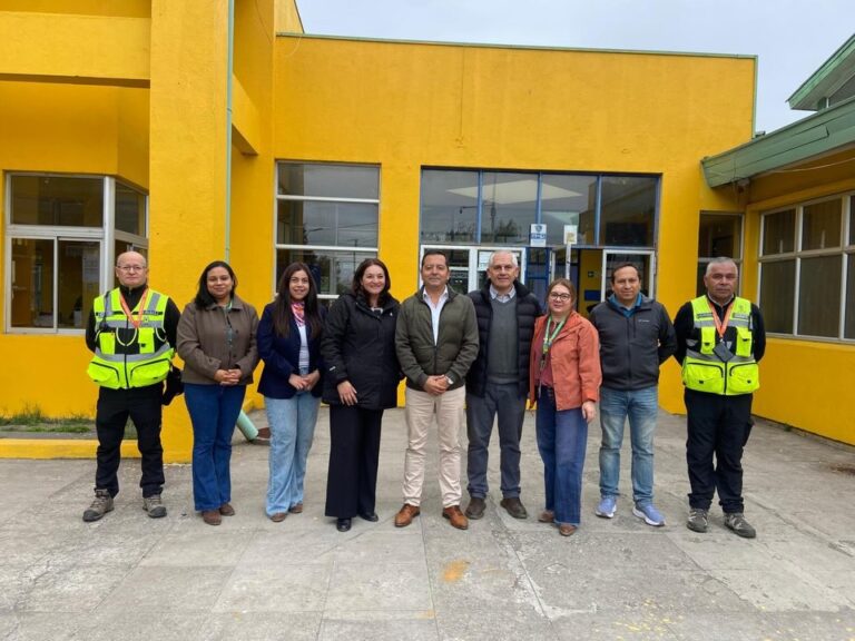 MUNICIPALIDAD DE QUILLÓN REFUERZA SEGURIDAD EN ESTABLECIMIENTOS EDUCACIONALES