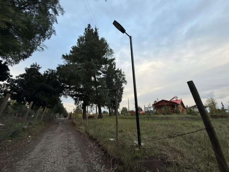 MEJORAMOS LA SEGURIDAD EN EL MAITÉN CON NUEVAS LUMINARIAS LED