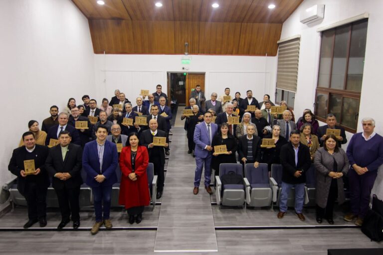CONMEMORAMOS EL DÍA DEL PASTOR Y DEL LÍDER RELIGIOSO