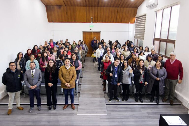 EN QUILLÓN: 70 MUJERES INICIAN PROGRAMA MUJERES JEFAS DE HOGAR