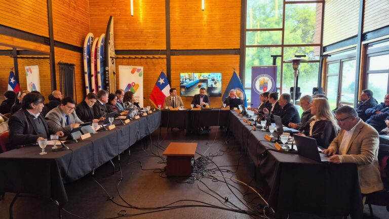 QUILLÓN SE CONSOLIDA COMO SEDE CONTINENTAL DEL CANOTAJE Y PARACANOTAJE TRAS HISTÓRICA SESIÓN DEL CONSEJO REGIONAL