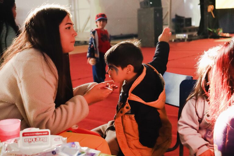¡COMPARTIMOS UNA TARDE MÁGICA JUNTO A NUESTROS NIÑOS Y NIÑAS!