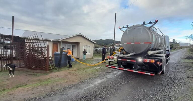 ¡EL PELEY NO ESTÁ SOLO: LLEVAMOS AGUA POTABLE A LAS FAMILIAS AFECTADAS!