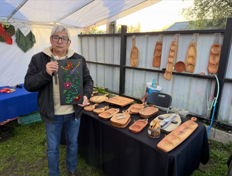 ASOCIACIÓN MULTICULTURAL DE QUILLÓN CULMINÓ EXITOSAMENTE SUS TALLERES ITINERANTES DE ARTESANÍA
