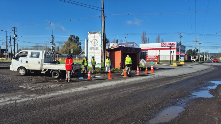MEJORANDO EL CAMINO A NUEVA ALDEA CON NUEVOS TRABAJOS DE BACHEO