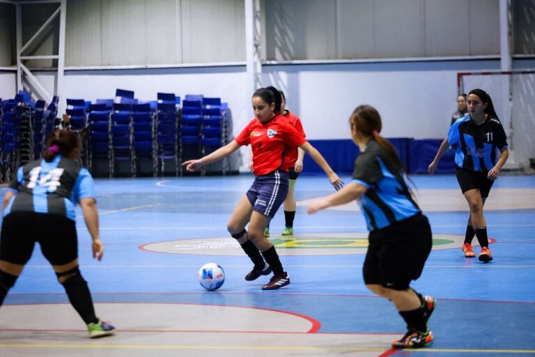 ¡ASÍ SE VIVE EL FUTSAL FEMENINO EN QUILLÓN!
