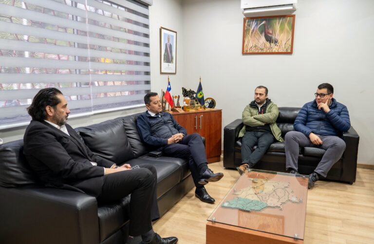 Recibimos en el municipio al Fiscal Jefe de Bulnes, Álvaro Hermosilla Bustos.