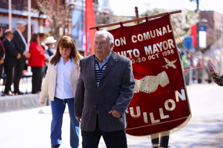 EL DESFILE CONTINÚA CON LA PARTICIPACIÓN DE NUESTRAS ORGANIZACIONES