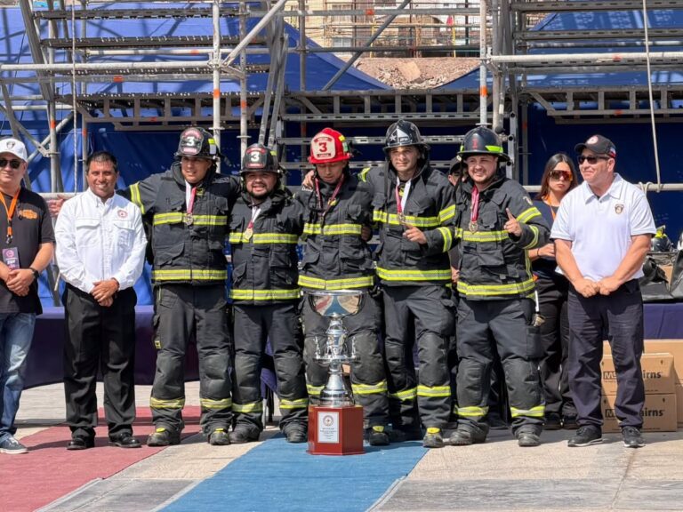 ¡QUILLÓN ESTÁ ORGULLOSO DE SUS BOMBEROS!