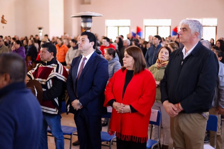 CABALGATA DE HUASOS Y PARROQUIA DE QUILLÓN DIERON LA BIENVENIDA AL MES DE LA PATRIA