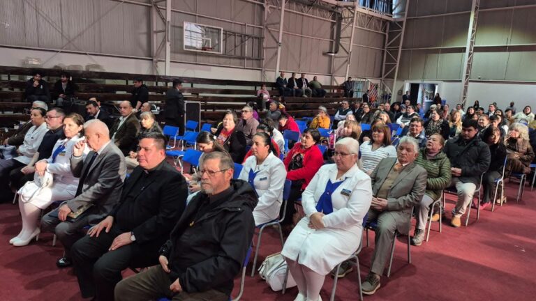 TEDEUM EVANGÉLICO POR LA PATRIA REUNIÓ A LA COMUNIDAD DE QUILLÓN.